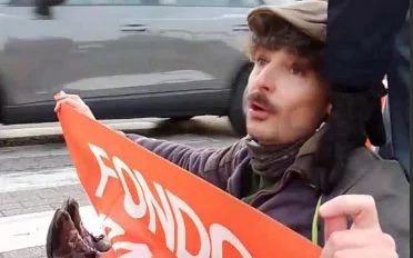 Per il tribunale di Firenze il fatto non sussiste – Blocco stradale a Padova