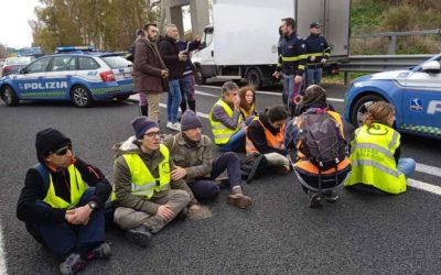 12 persone in carcere